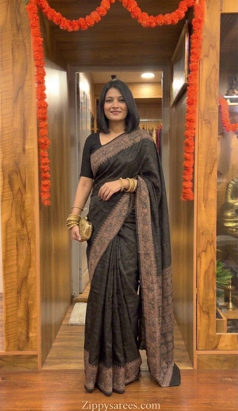 Zippy Tshirt Saree Black